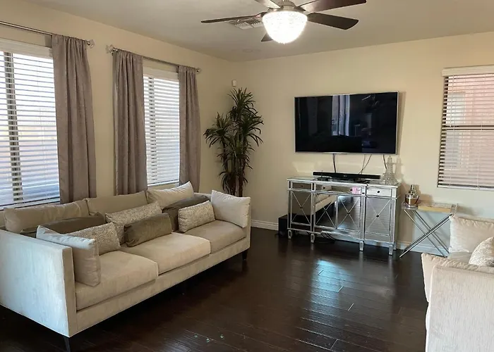 Luxury In Laveen Holiday home